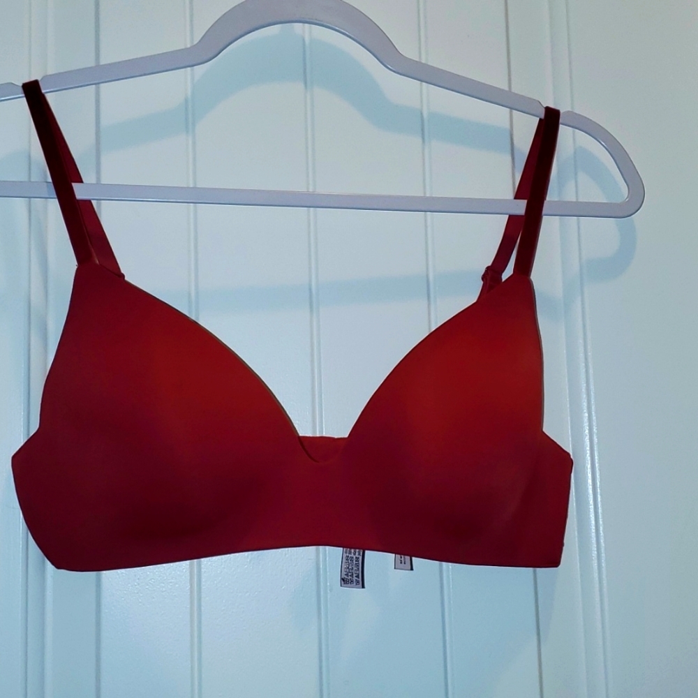 Victoria's Secret wireless bra, red, size 34C